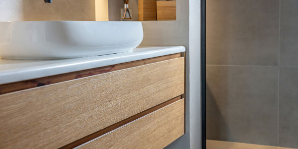 Reforma de Baños en Sevilla · Instalación de Muebles y Accesorios de Baño